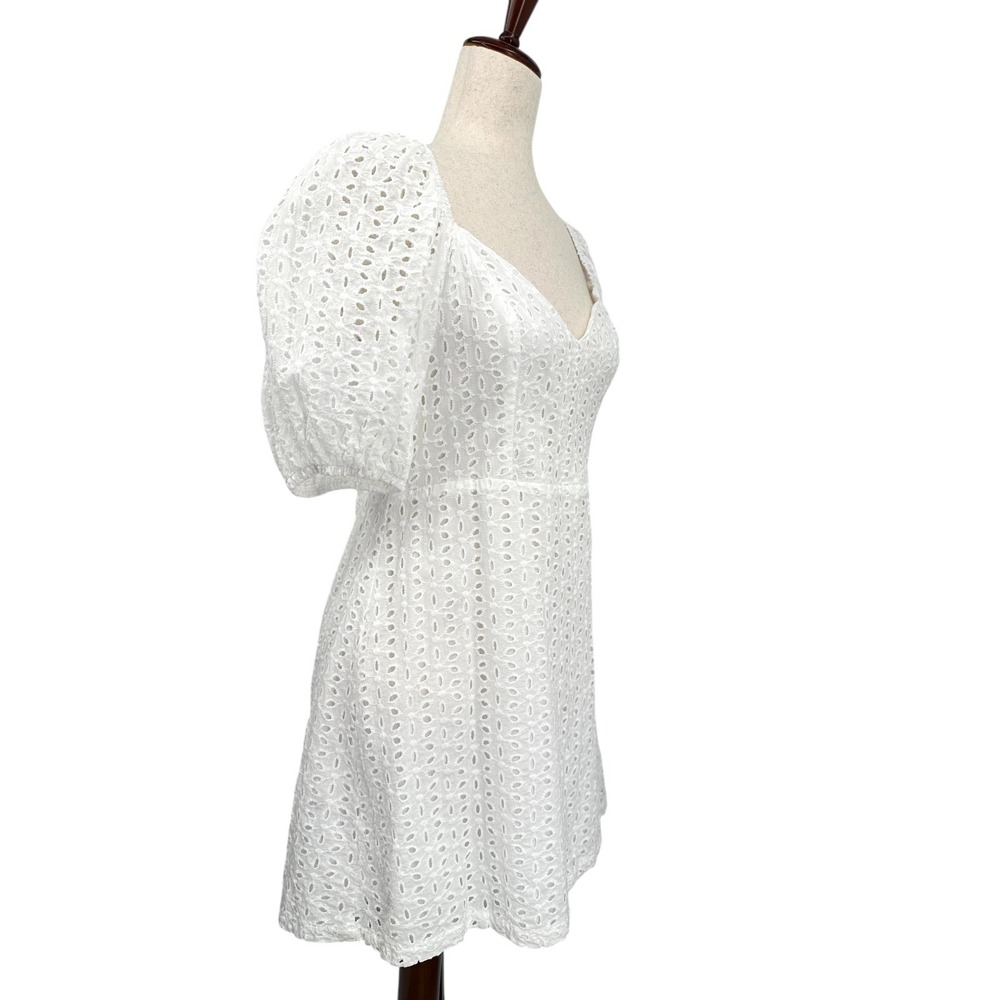 Shein Eyelet Mini Dress White Sweetheart Neck Short Puff Sleeves Women's Large - Picture 3 of 11